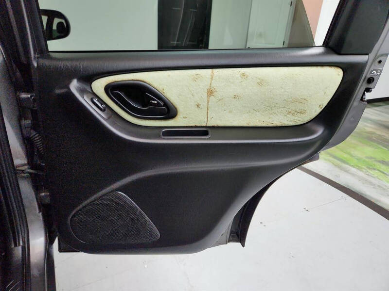 2005 Ford Escape Limited