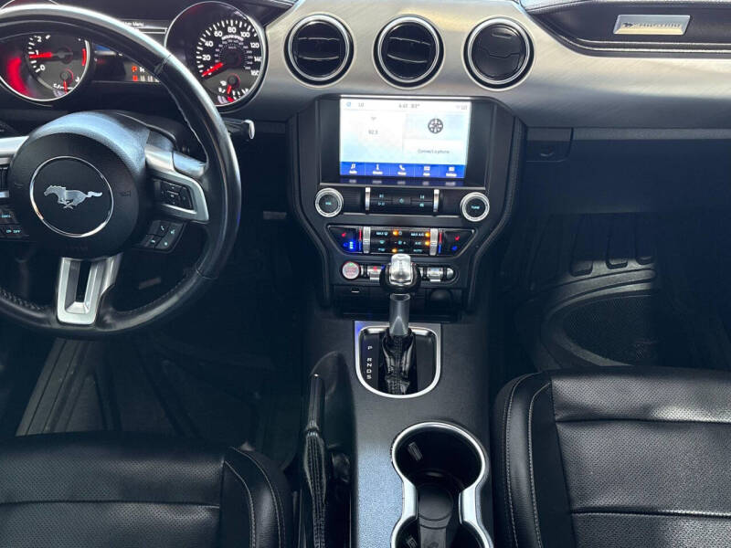 2022 Ford Mustang
