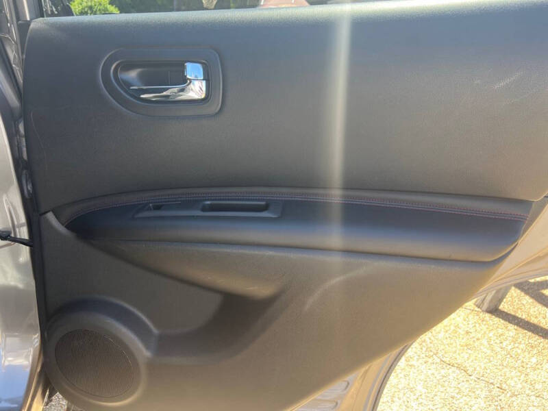 2012 Nissan Rogue S