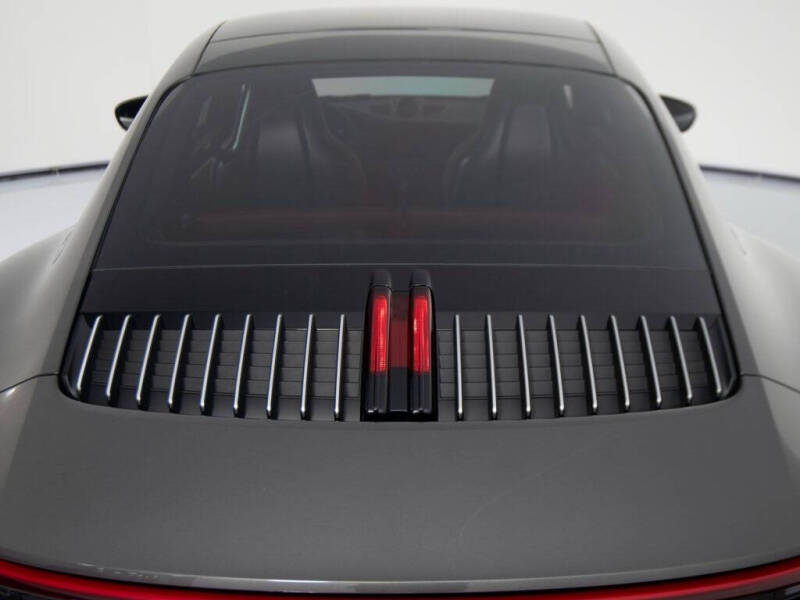 2024 Porsche 911 Carrera 4S