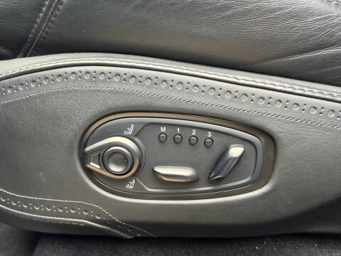 2021 Aston Martin DBX