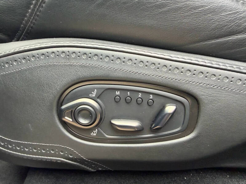 2021 Aston Martin DBX