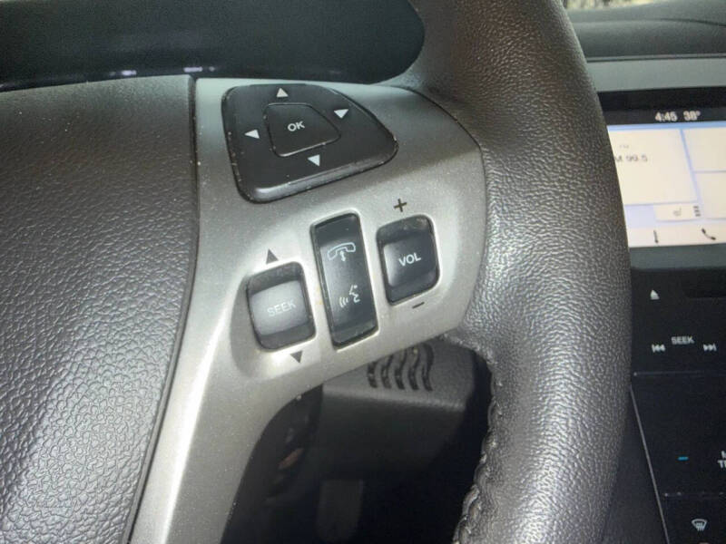 2018 Ford Taurus SEL