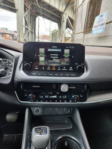 2021 Nissan Rogue SL