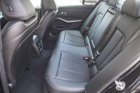 2025 BMW 3 Series 330i xDrive