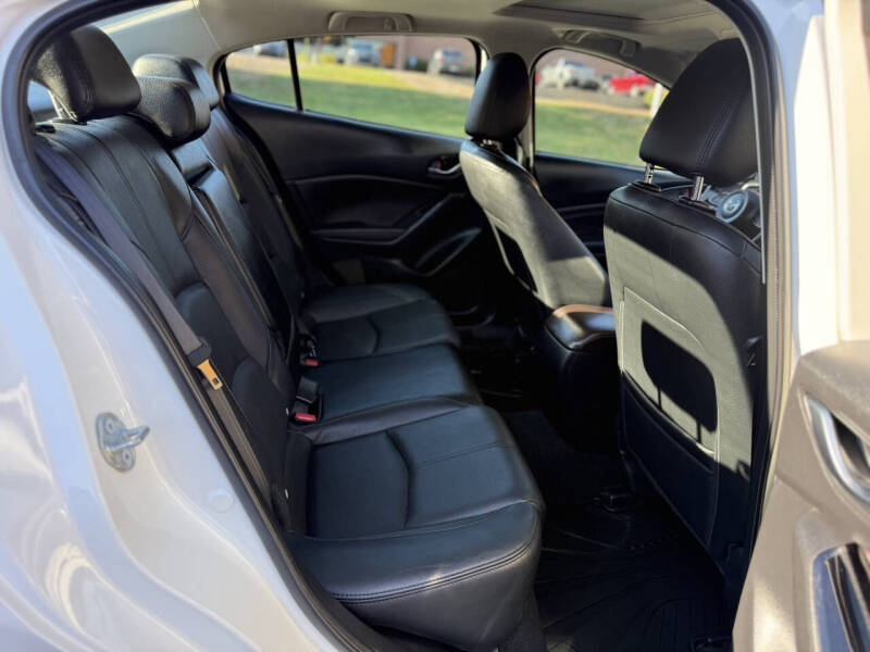 2018 Mazda MAZDA3 Grand Touring