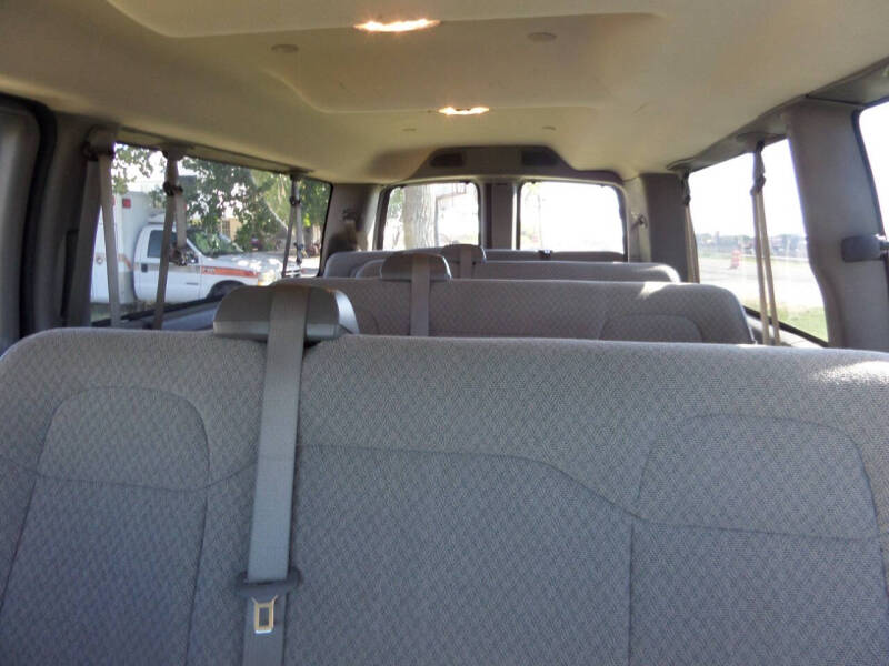 2017 Chevrolet Express LT 3500