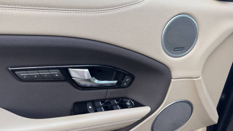 2017 Land Rover Range Rover Evoque SE Premium