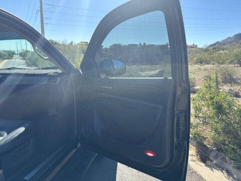 2011 Cadillac Escalade Premium