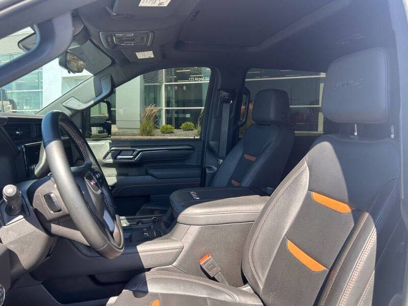 2025 GMC Sierra 2500HD
