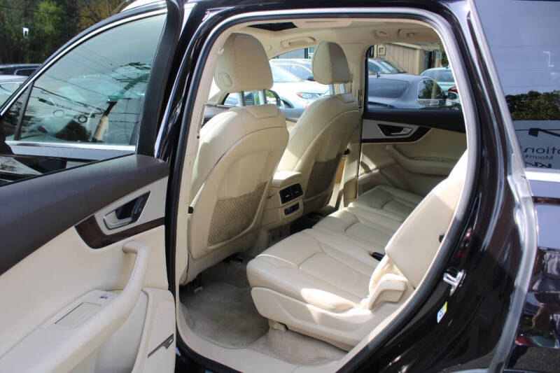 2018 Audi Q7 2.0T quattro Premium Plus