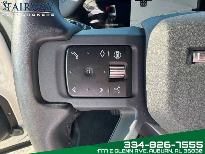 2024 Land Rover Defender 130 P400 X-Dynamic SE