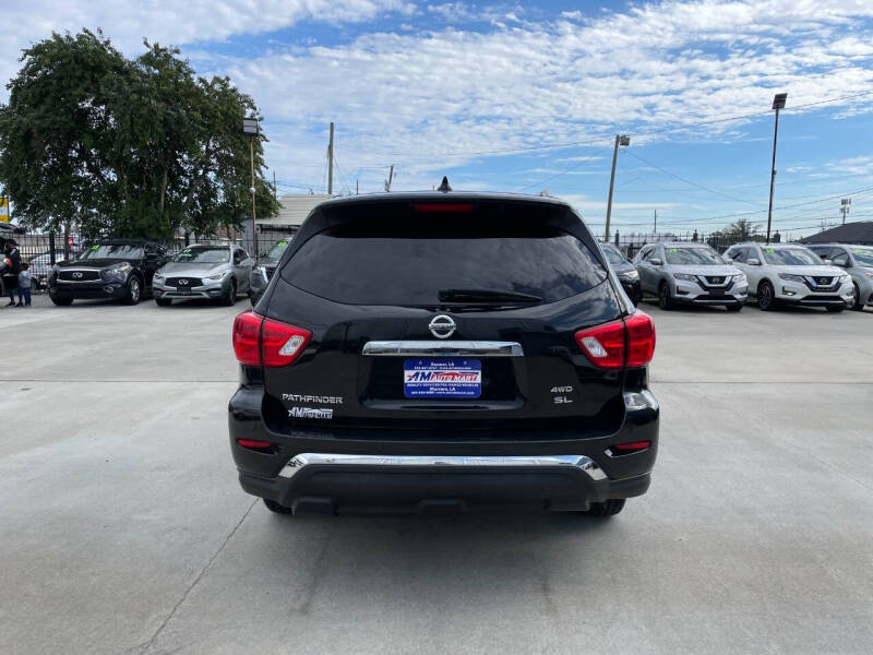 2019 Nissan Pathfinder SL photo 6