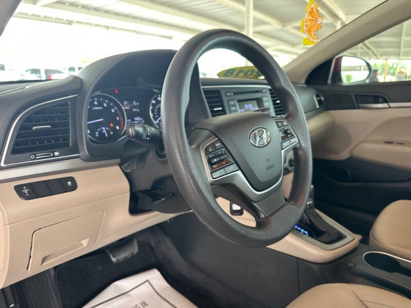 2018 Hyundai Elantra