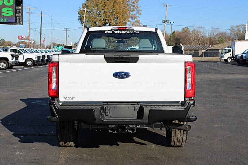 2025 Ford F-350 Super Duty XL