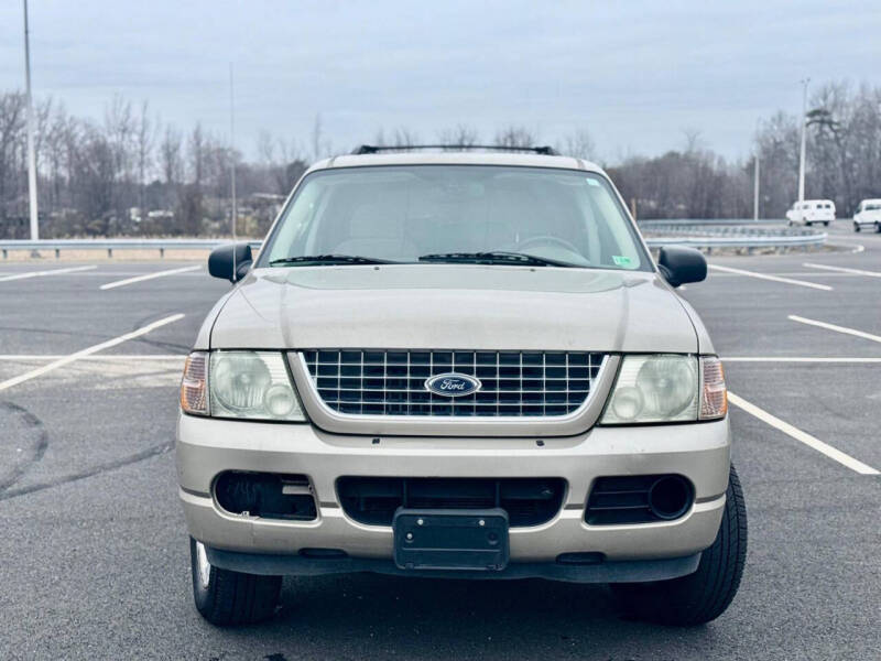2004 Ford Explorer XLT