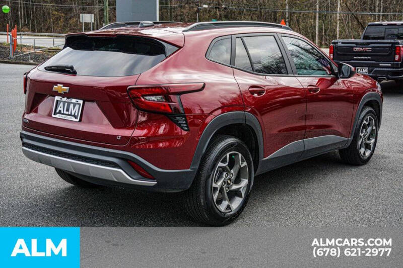 2025 Chevrolet Trax LT