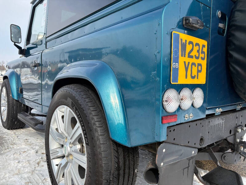 2000 Land Rover Defender