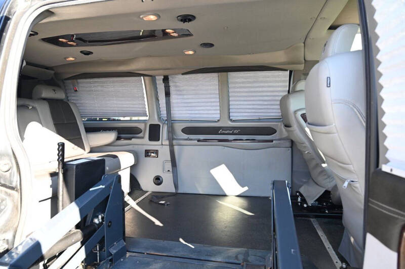 2018 GMC Savana LS 2500