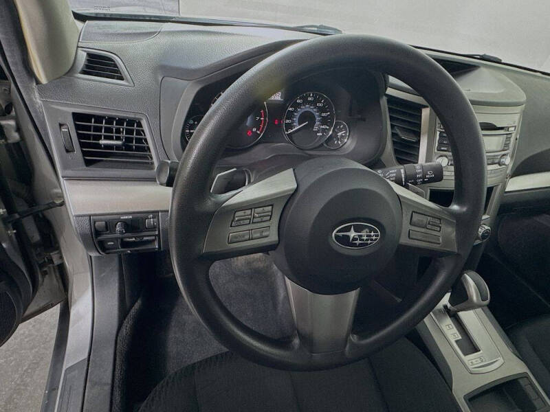 2010 Subaru Outback 2.5i