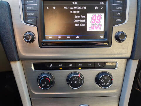 2017 Volkswagen Golf