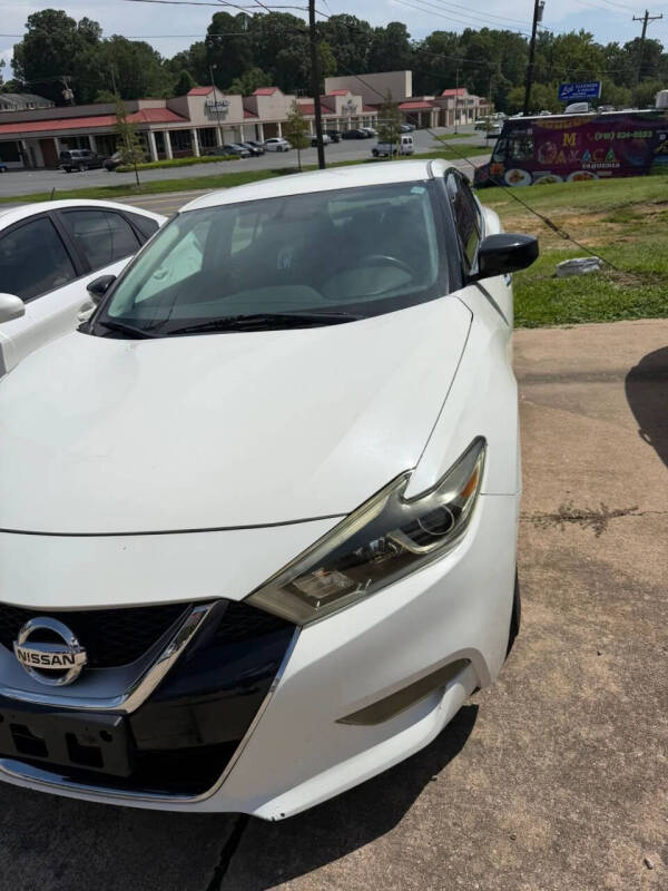 2017 Nissan Maxima