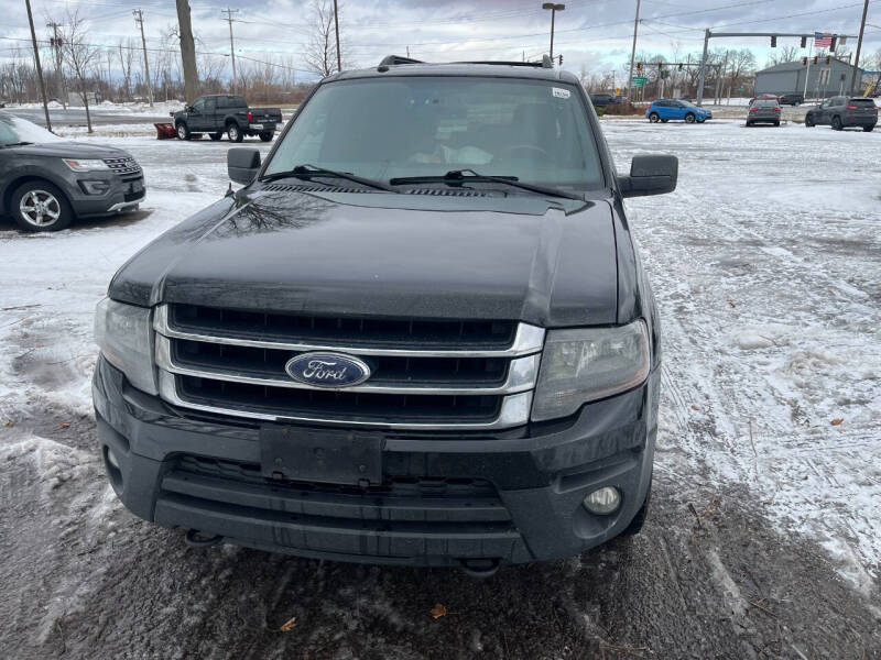 2017 Ford Expedition XL's photo