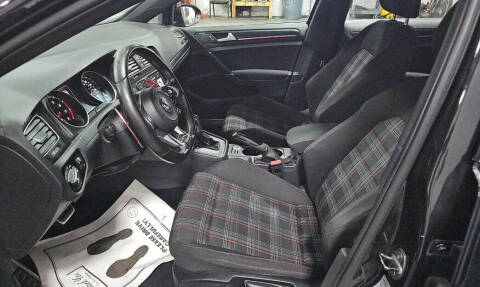 2016 Volkswagen Golf GTI