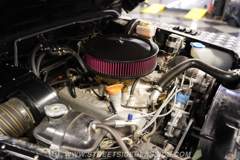 1984 Land Rover Defender