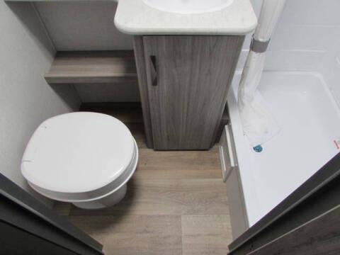 2025 KEYSTONE P 284QB