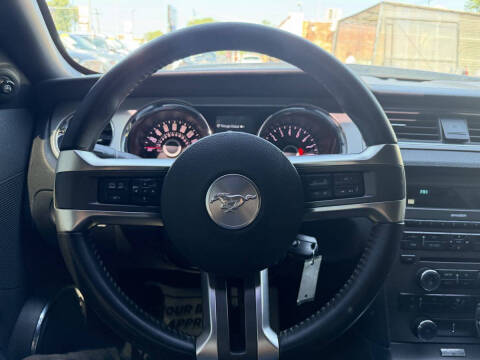 2014 Ford Mustang V6