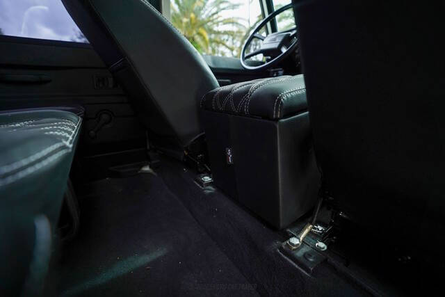 1991 Land Rover Defender