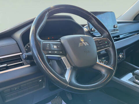 2022 Mitsubishi Outlander SEL