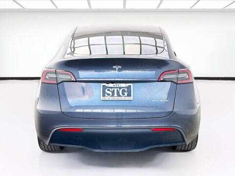 2023 Tesla Model Y Long Range