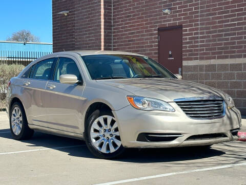 2014 Chrysler 200 for sale at Cash Car Outlet in Mckinney TX