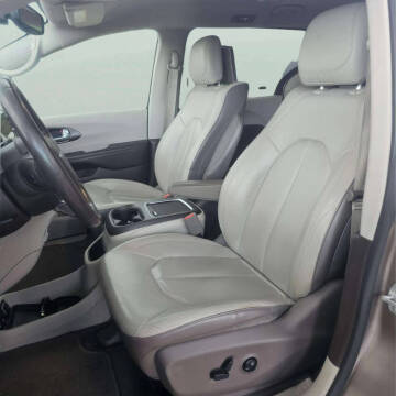 2018 Chrysler Pacifica Touring L Plus