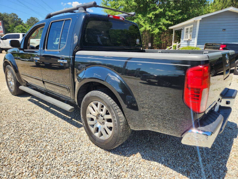 2010 Nissan Frontier LE