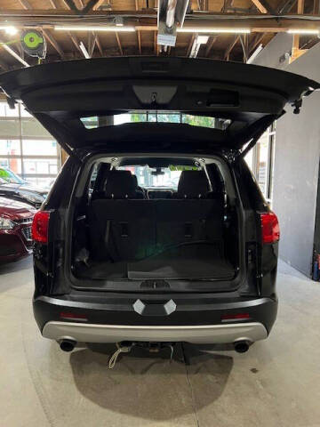 2018 GMC Acadia SLE-2