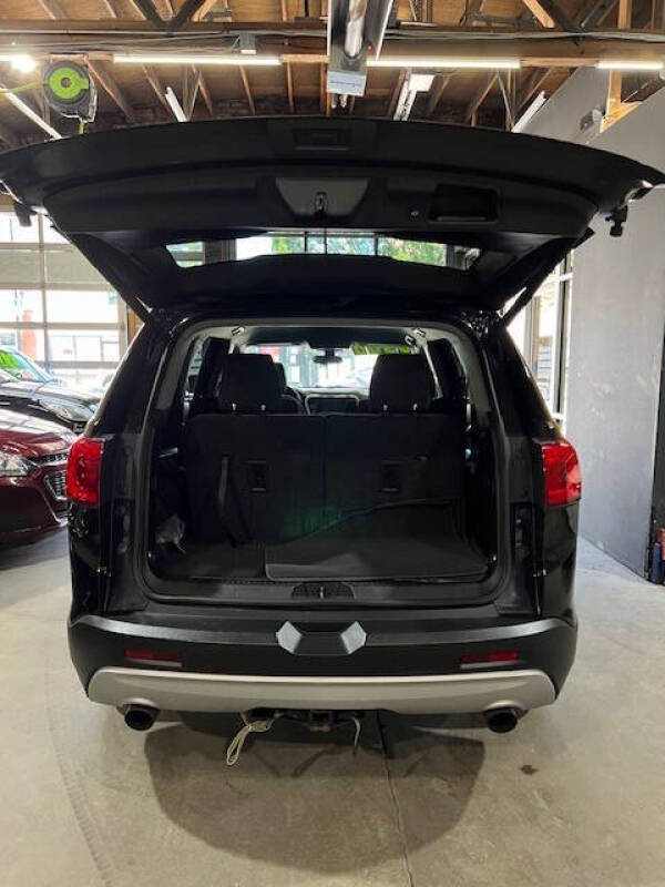 2018 GMC Acadia SLE-2