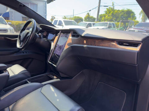 2018 Tesla Model X 75D