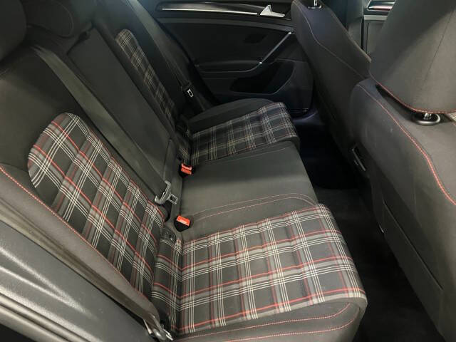 2017 Volkswagen Golf GTI S