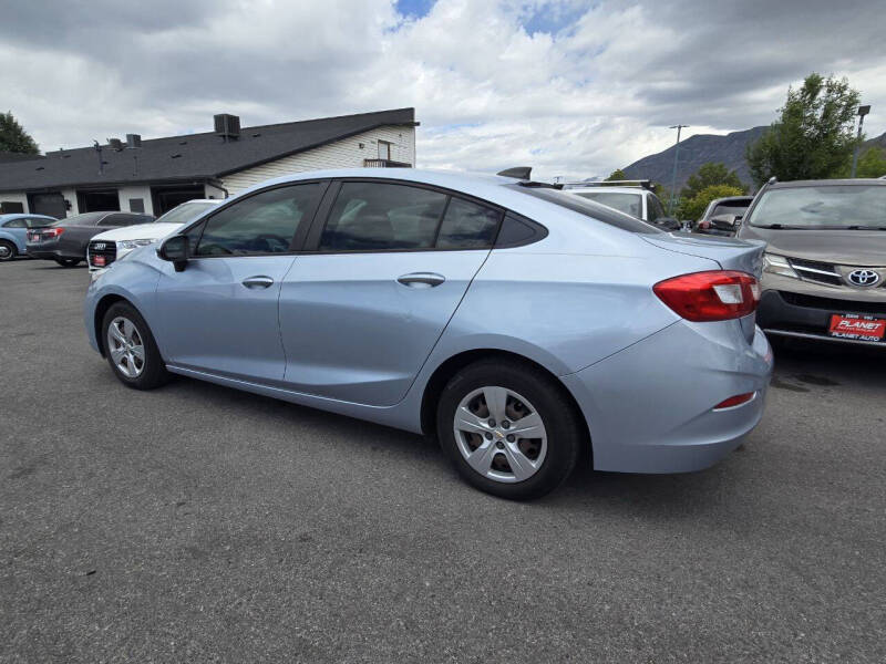 2017 Chevrolet Cruze LS Auto