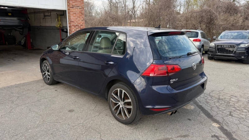 2017 Volkswagen Golf TSI SE