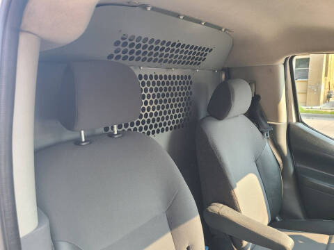 2017 Nissan NV200 SV