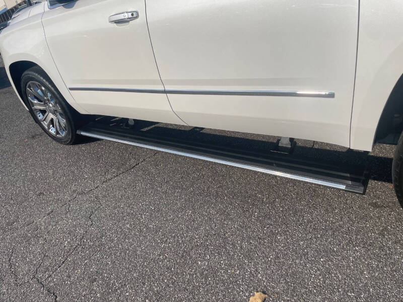 2017 GMC Yukon XL Denali