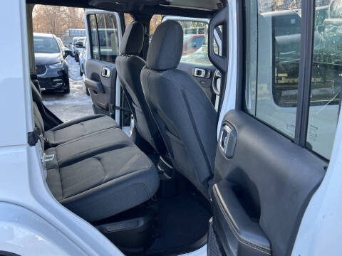 2024 Jeep Wrangler Sahara 4xe