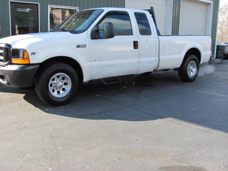 1999 Ford F-250 LARIAT photo 2