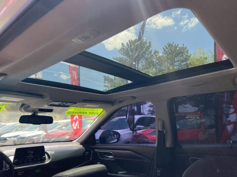 2021 Nissan Rogue SL