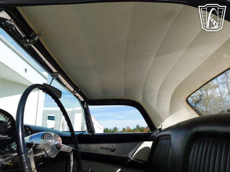 1955 Ford Thunderbird