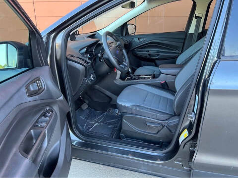 2018 Ford Escape S